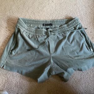 Athleta green shorts size 6